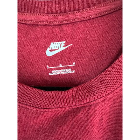 Nike Men's Long Sleeve Tee Christmas "The Right Choice" Swoosh Boots Size L - Picture 2 of 4